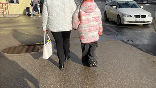 Почему отношения с матерью определяют судьбу дочери: мудрые слова психолога Михаила Лабковского
