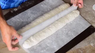 Невероятно вкусный французский 🥝 багет - рецепт приготовления в духовке