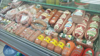 Роскачество проверило известные марки сырокопченой колбасы