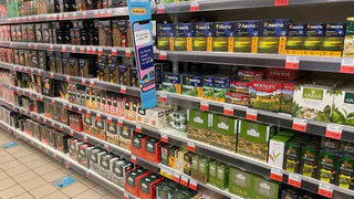 Российский кошелёк сказал «стоп»: сливочное масло, шоколад и красная икра — продукты, от которых россияне отказываются